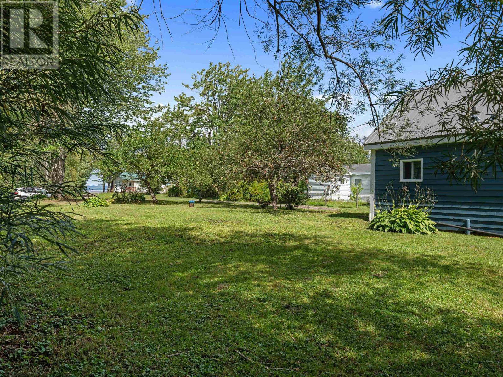 98 Dyke Road Property Photo 9
