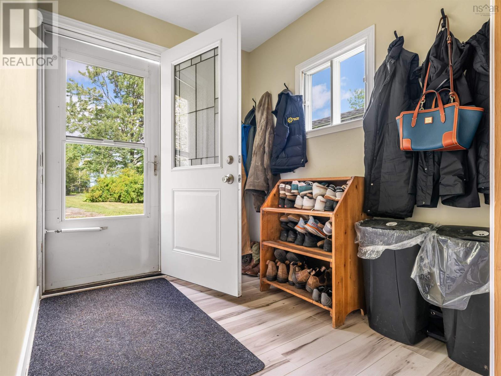 98 Dyke Road Property Photo 11