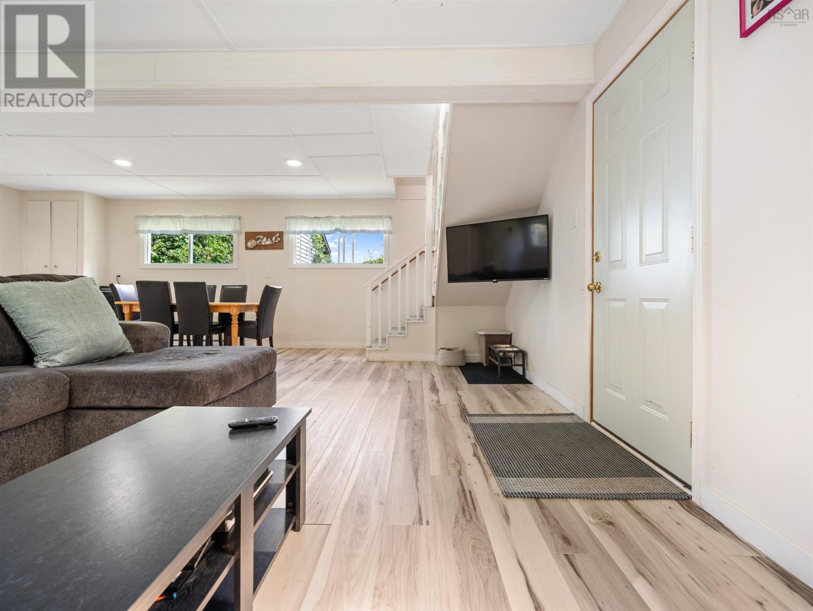98 Dyke Road Property Photo 29