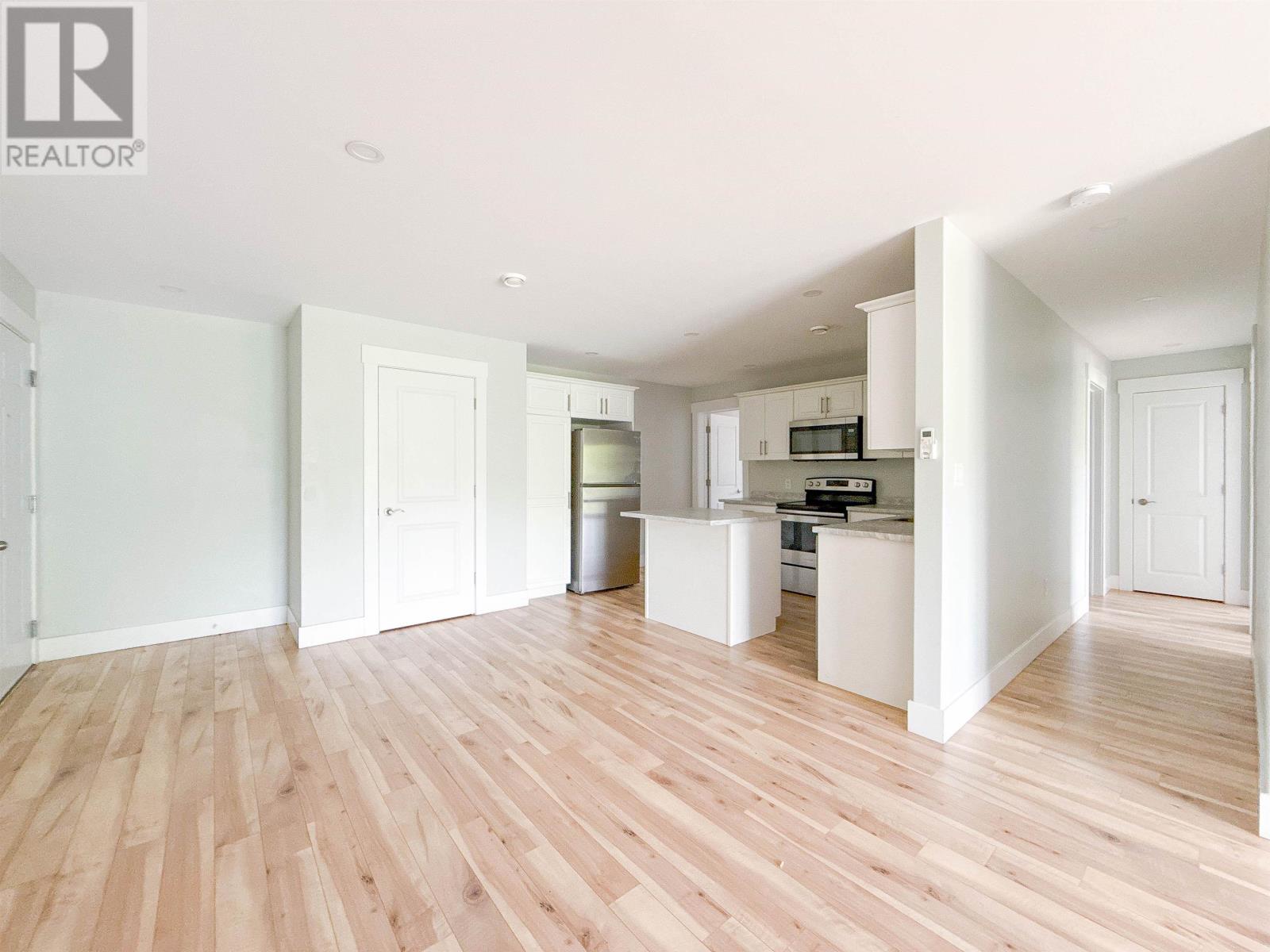 55/63 Russell Street Property Photo 10