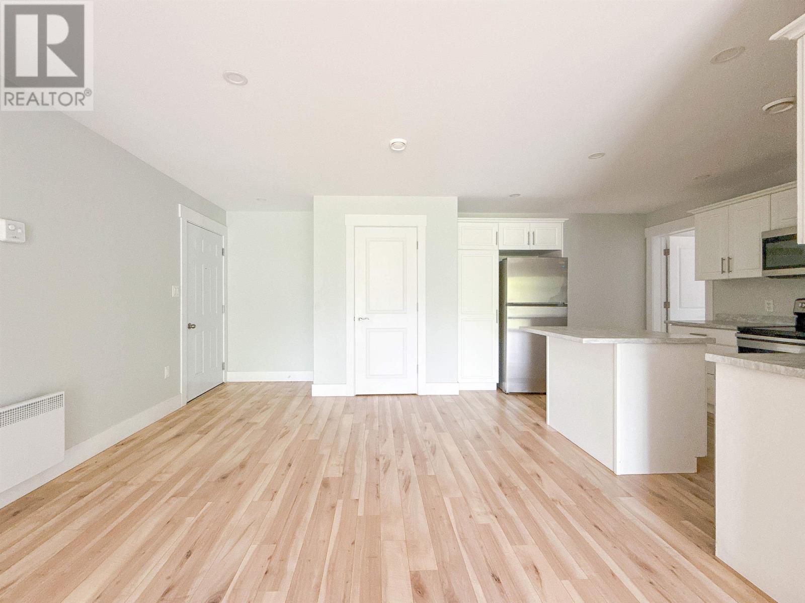55/63 Russell Street Property Photo 11