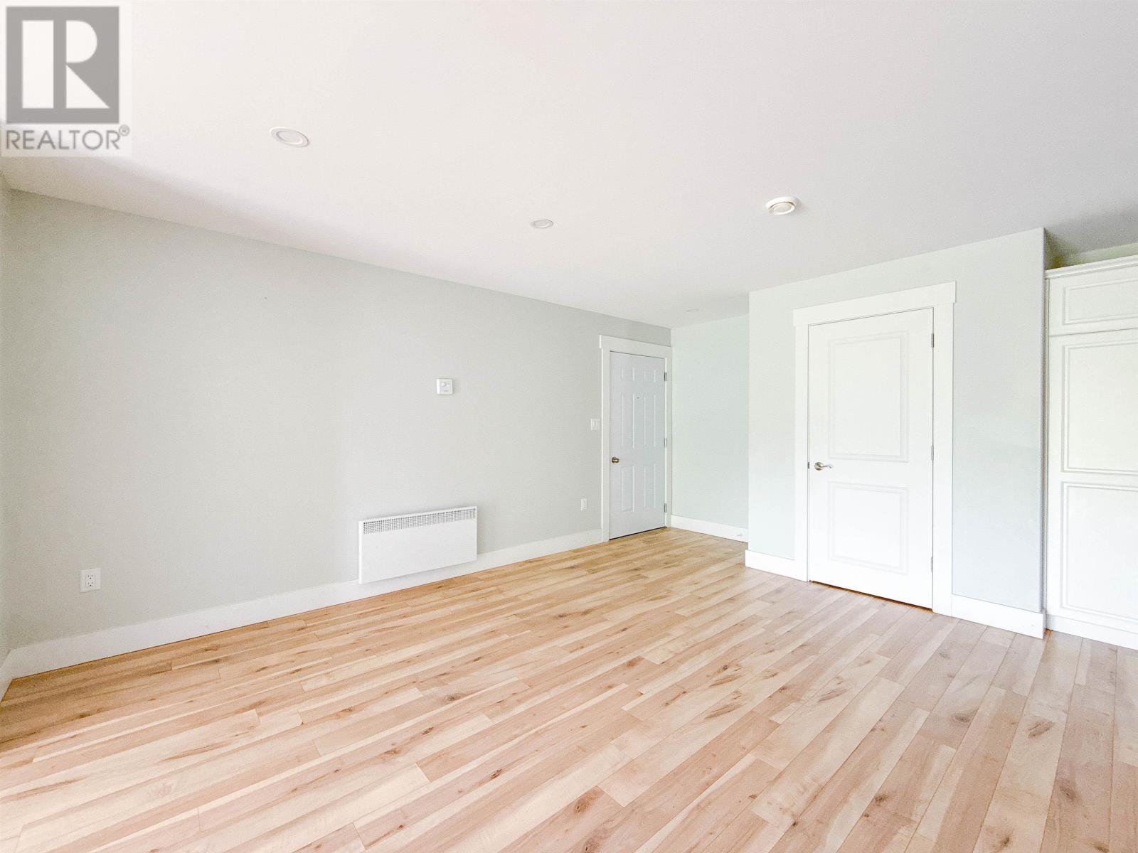 55/63 Russell Street Property Photo 23