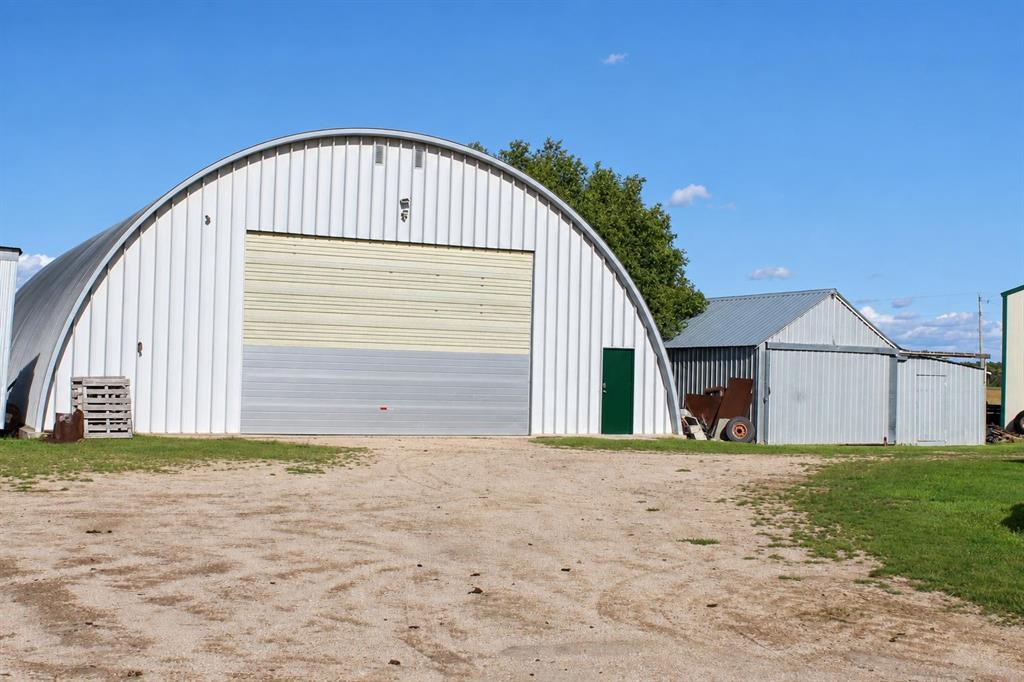 46138 37 E Road Property Photo 6