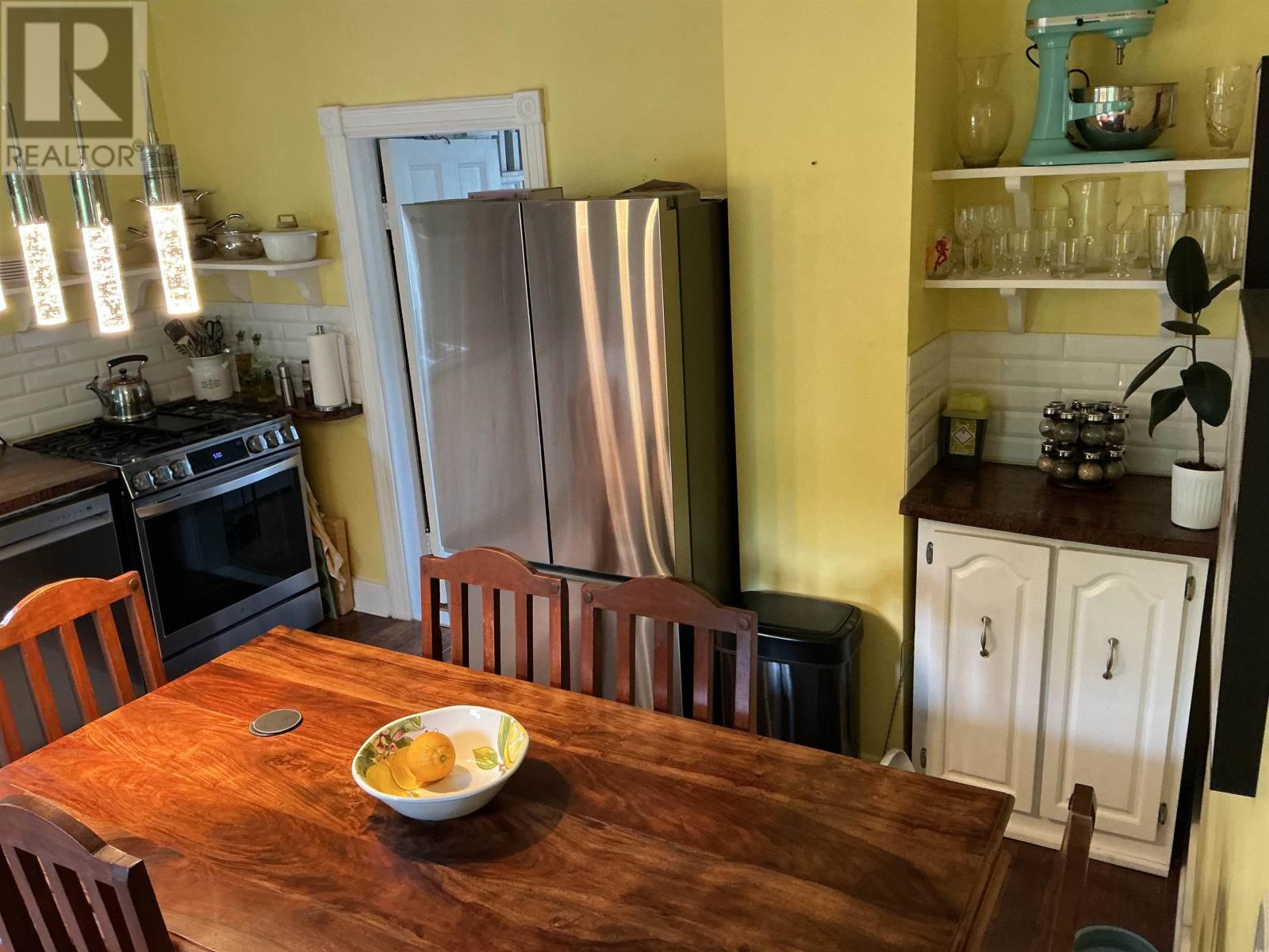 33 Frasers Lane Property Photo 17