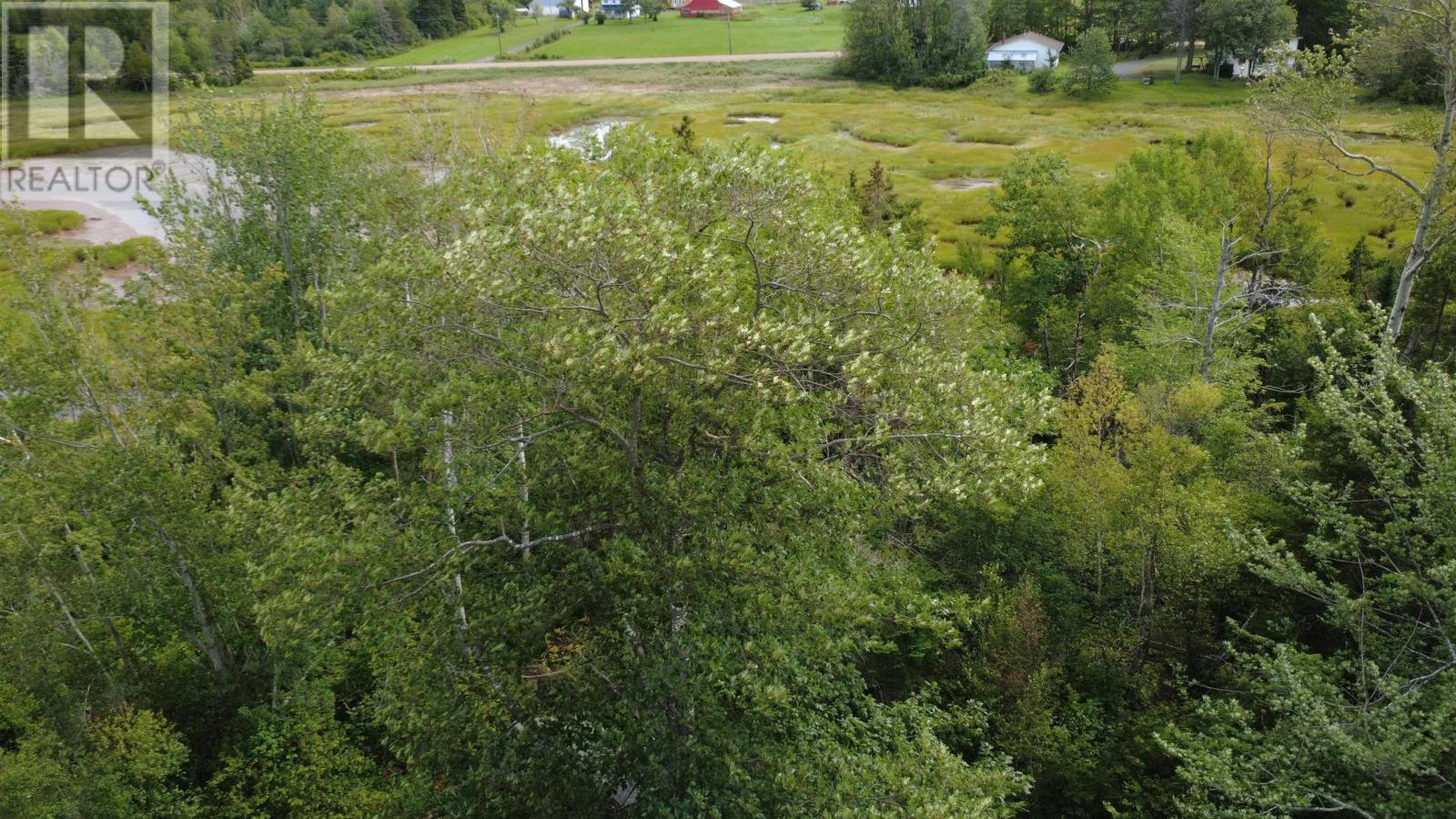Highway 6 Property Photo 13