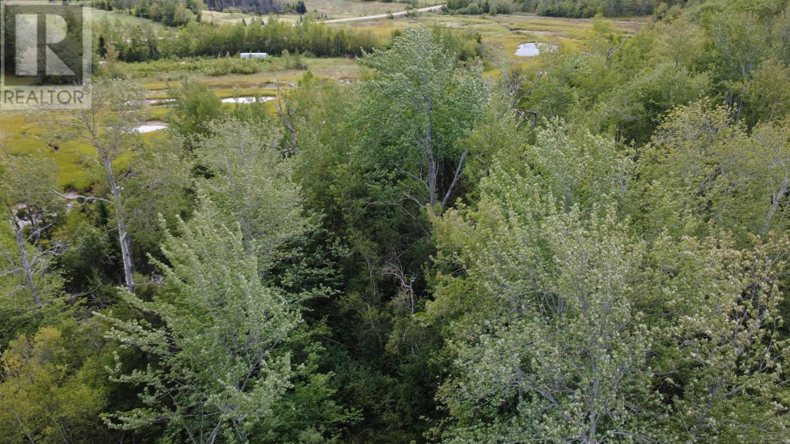 Highway 6 Property Photo 25