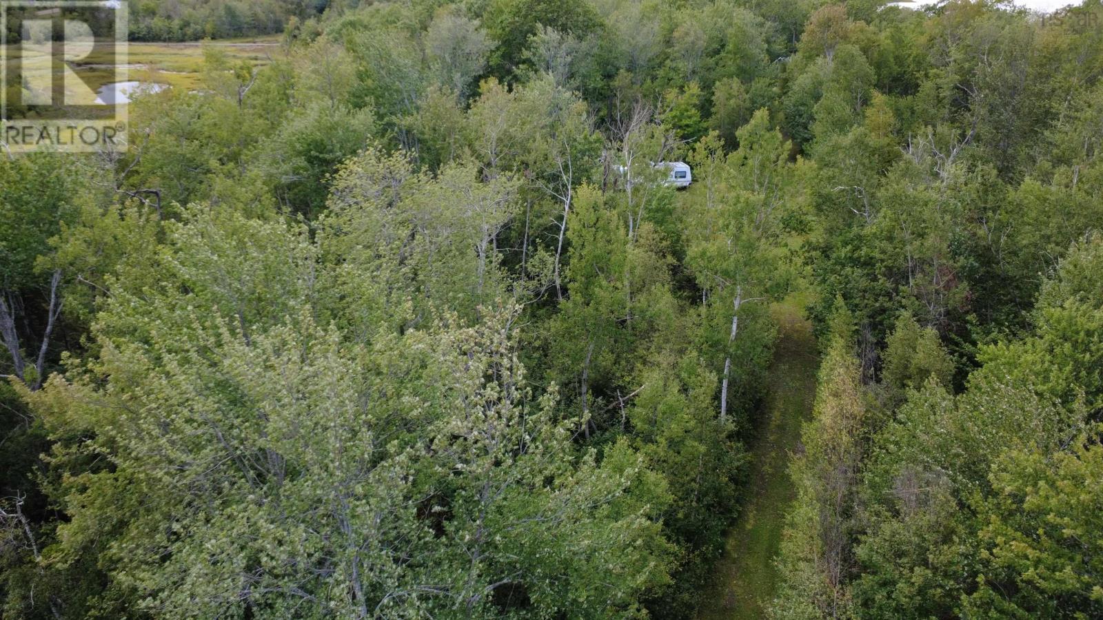 Highway 6 Property Photo 27