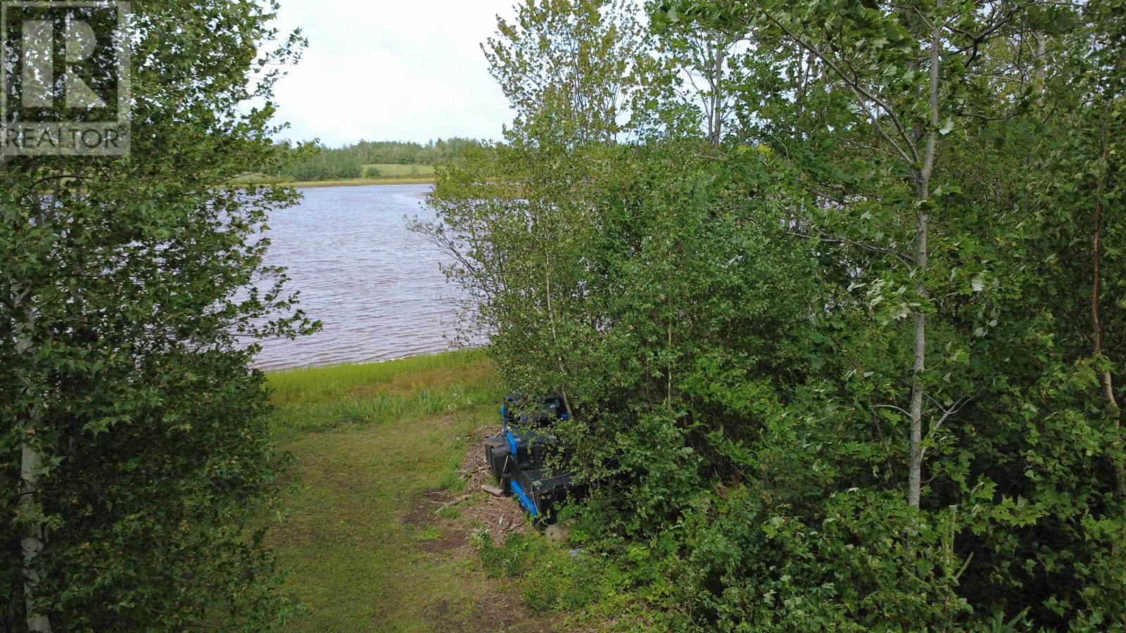 Highway 6 Property Photo 37