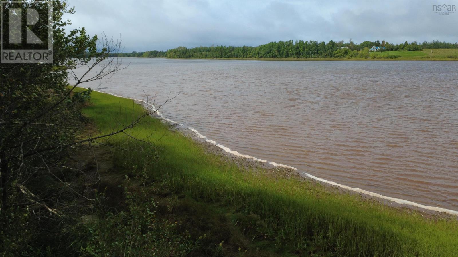 Highway 6 Property Photo 43