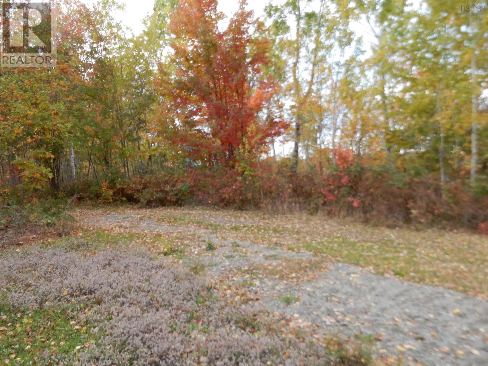 Highway 6 Property Photo 48