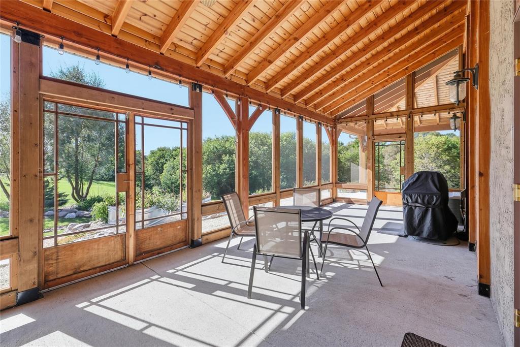 32022 Rat River Road Property Photo 7