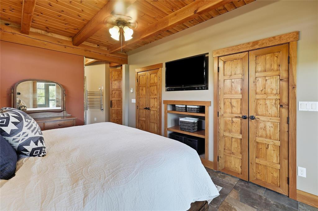 32022 Rat River Road Property Photo 22