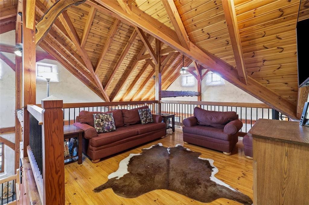 32022 Rat River Road Property Photo 32