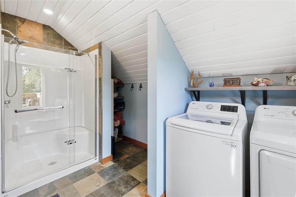 32022 Rat River Road Property Photo 47