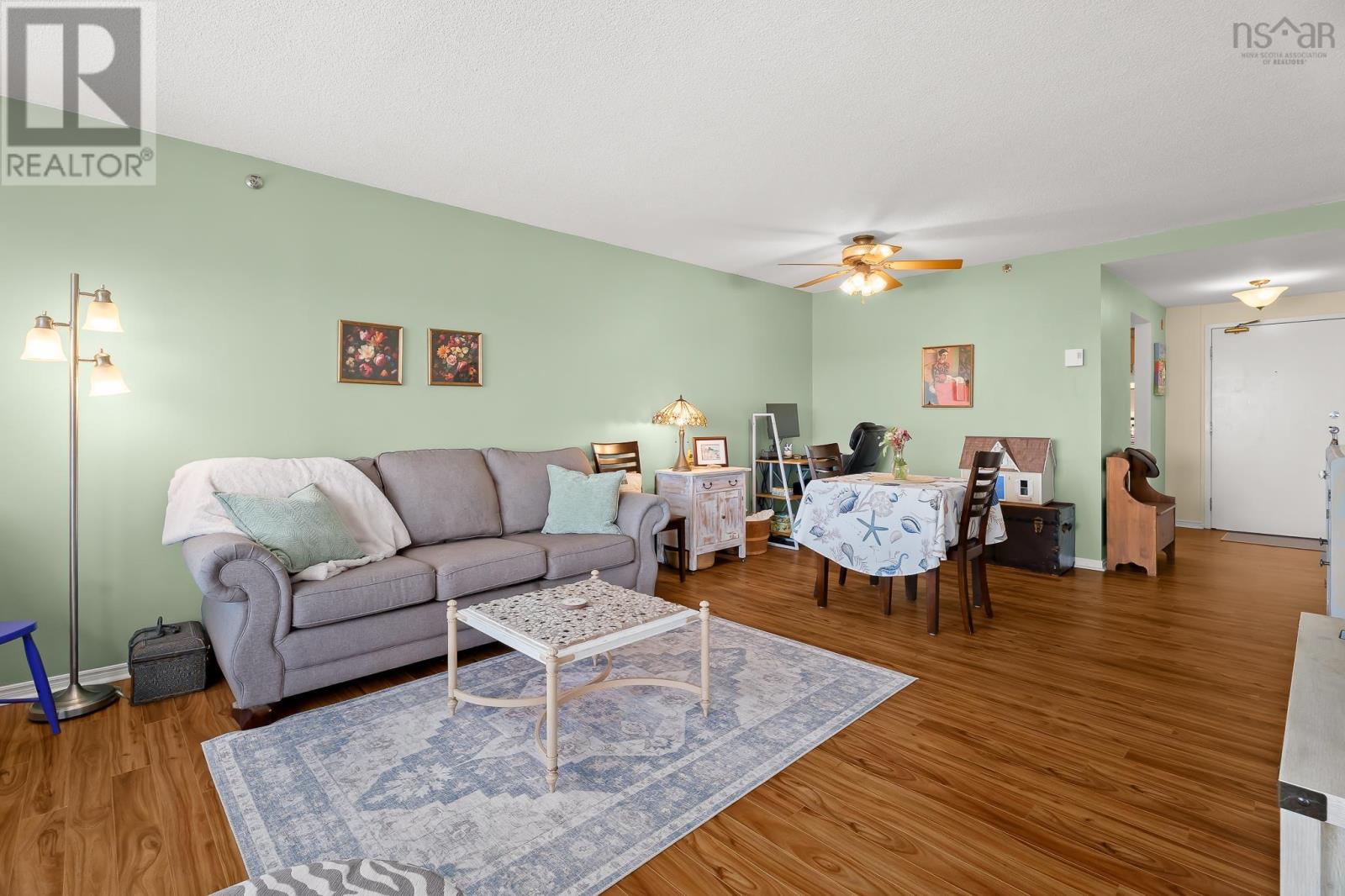 504 61 Nelsons Landing Boulevard Property Photo 9