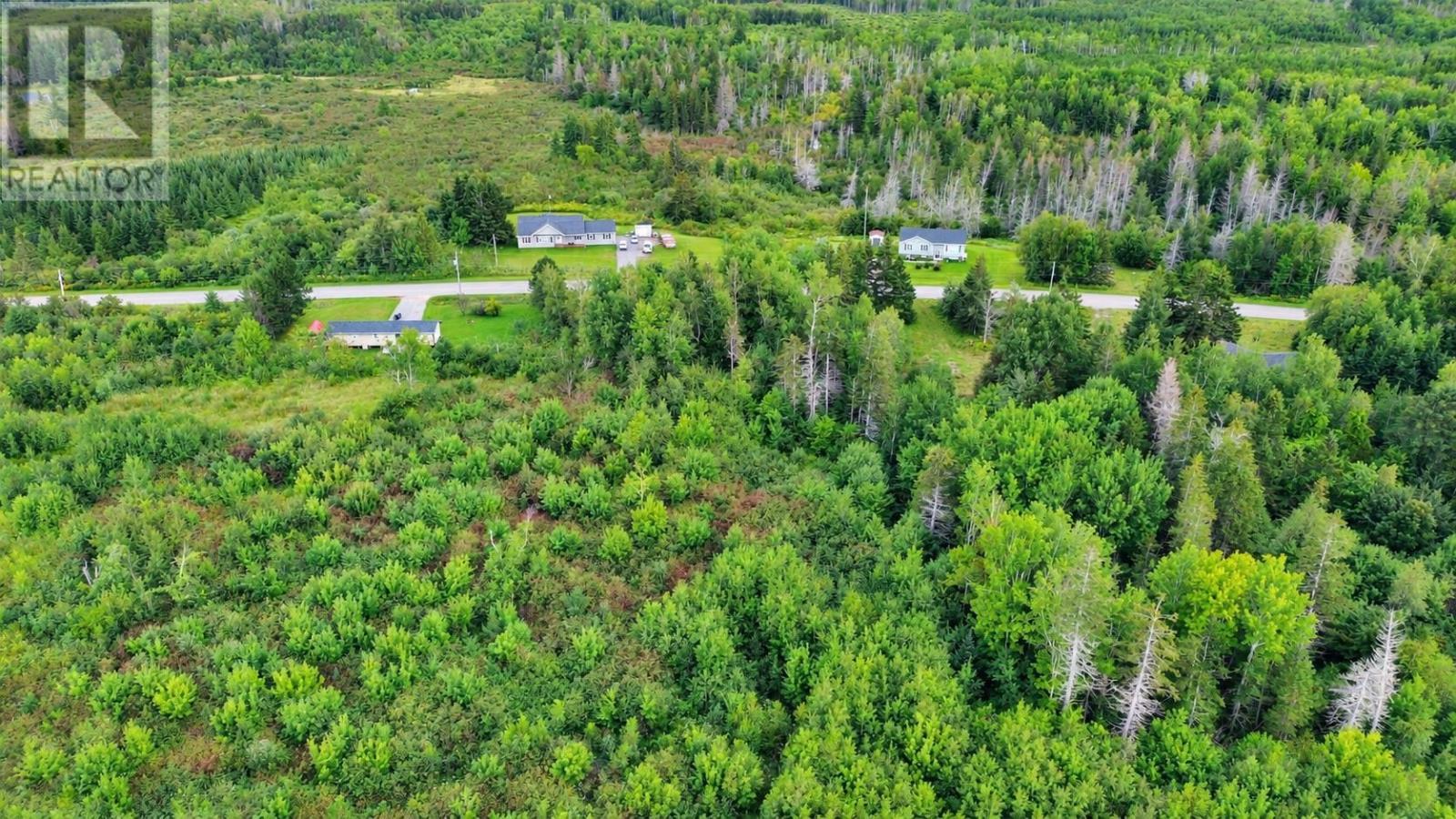 1528 Macisaac Road Property Photo 3