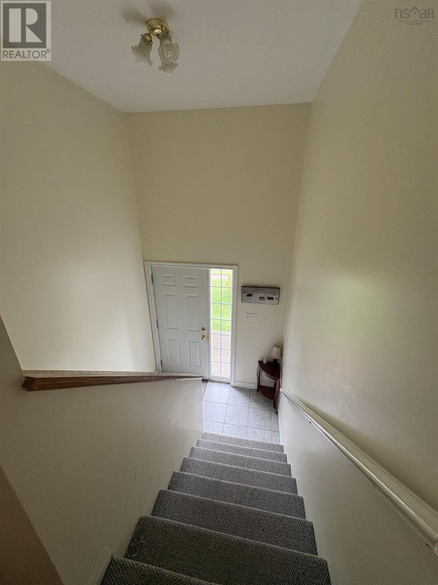 20 Windale Drive Property Photo 4