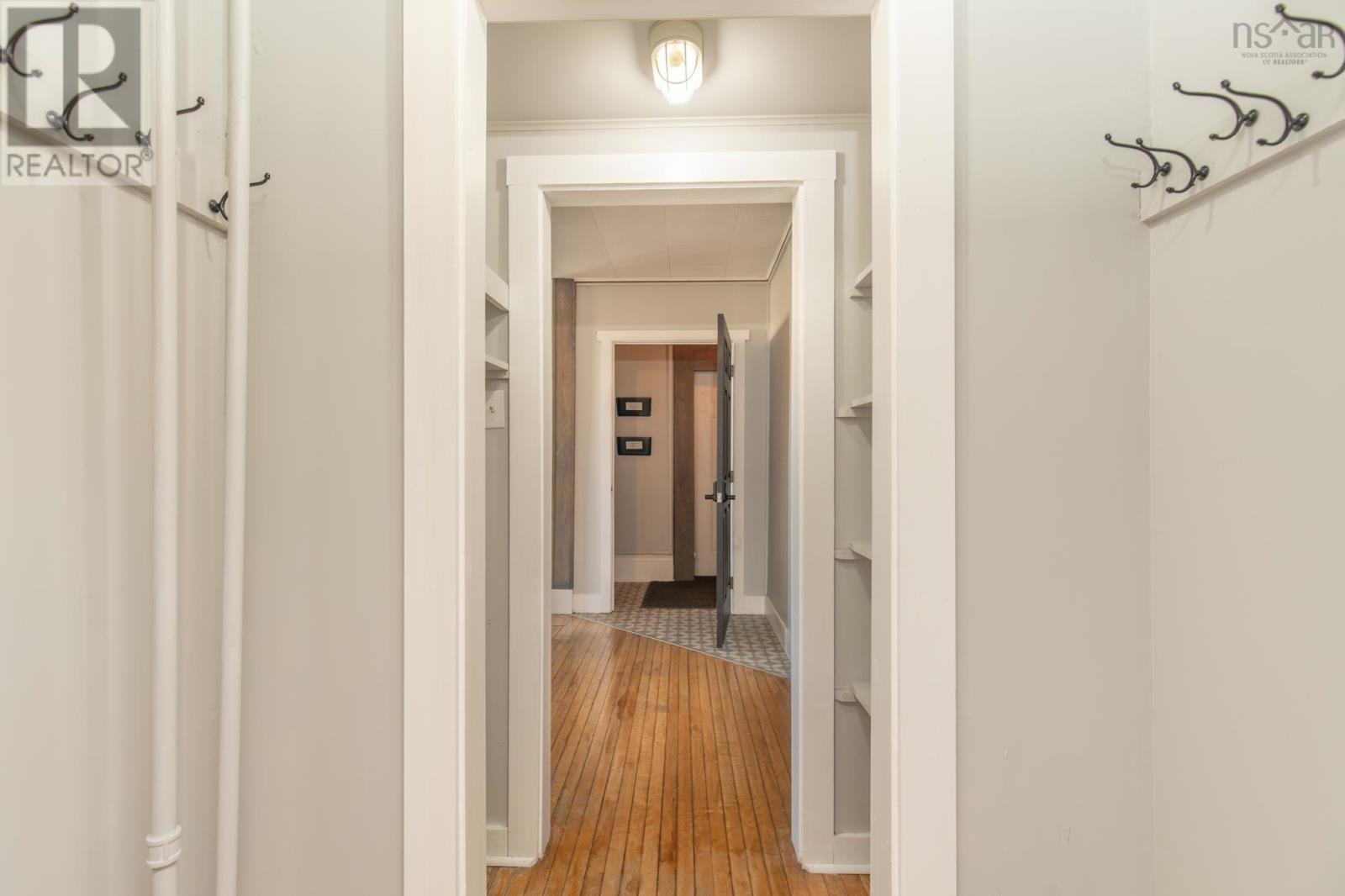 5 Parade Street Property Photo 13
