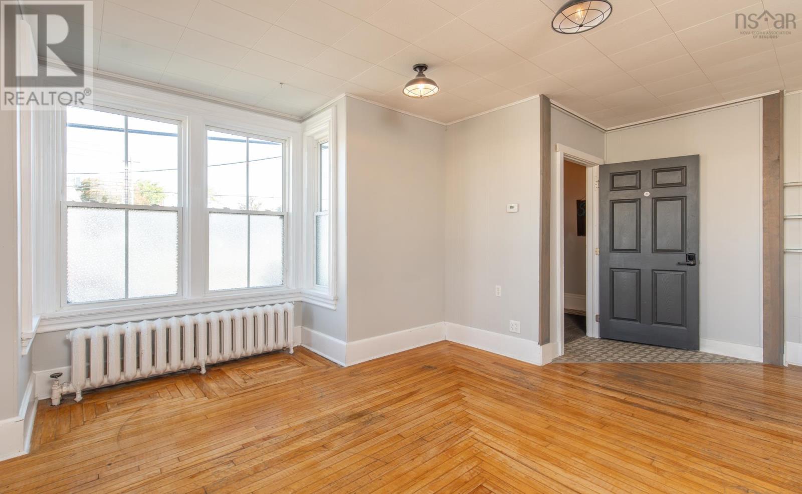 5 Parade Street Property Photo 21
