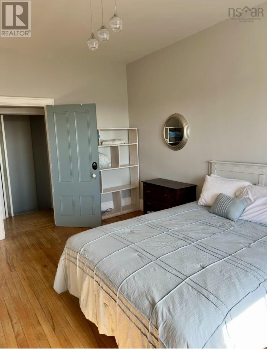 5 Parade Street Property Photo 28