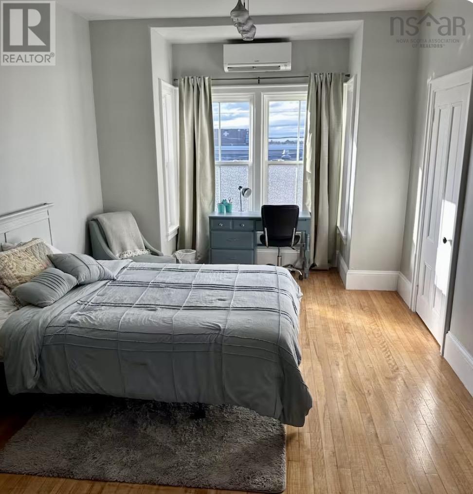 5 Parade Street Property Photo 29