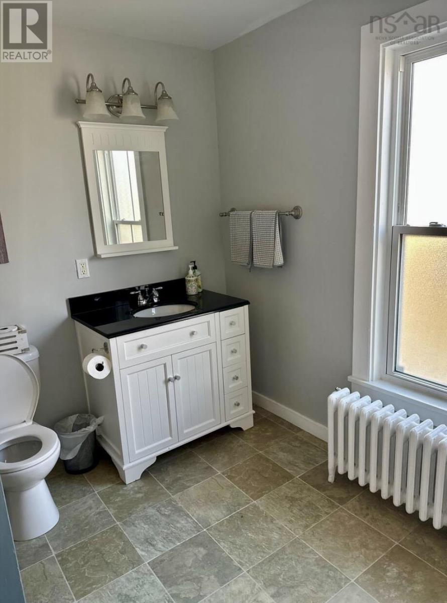 5 Parade Street Property Photo 30