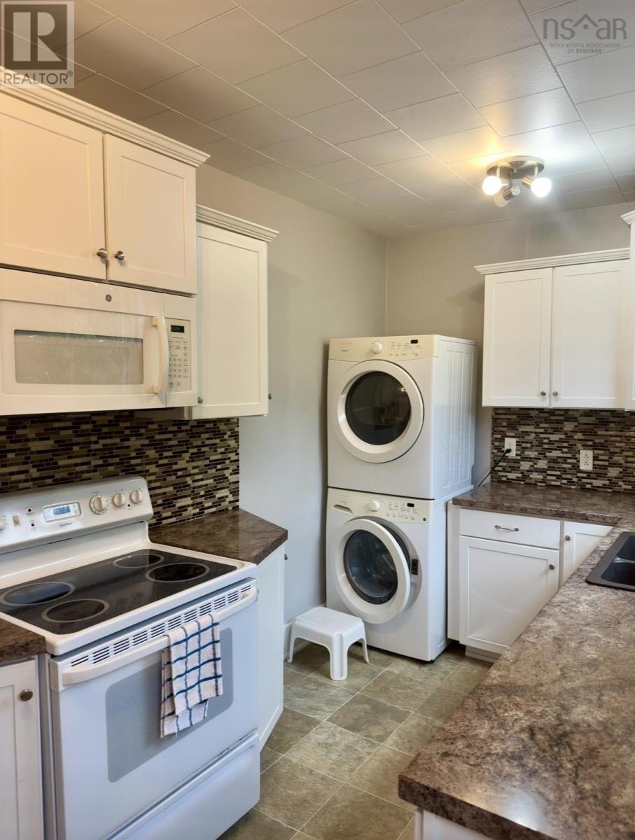 5 Parade Street Property Photo 32