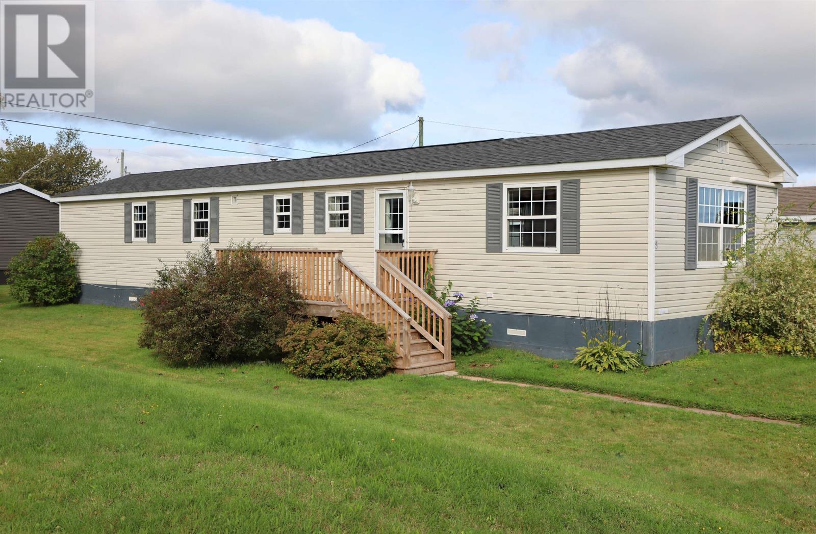 3 Cartier Avenue Property Photo 1