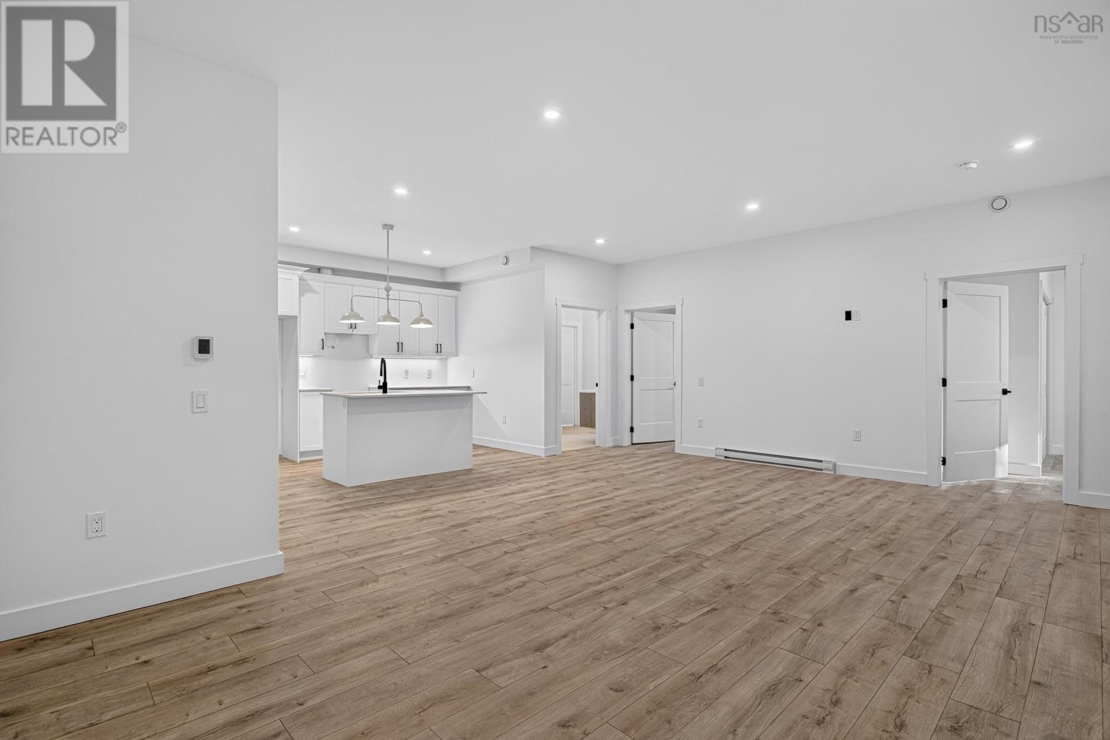 524/526 Perrin Drive Property Photo 34