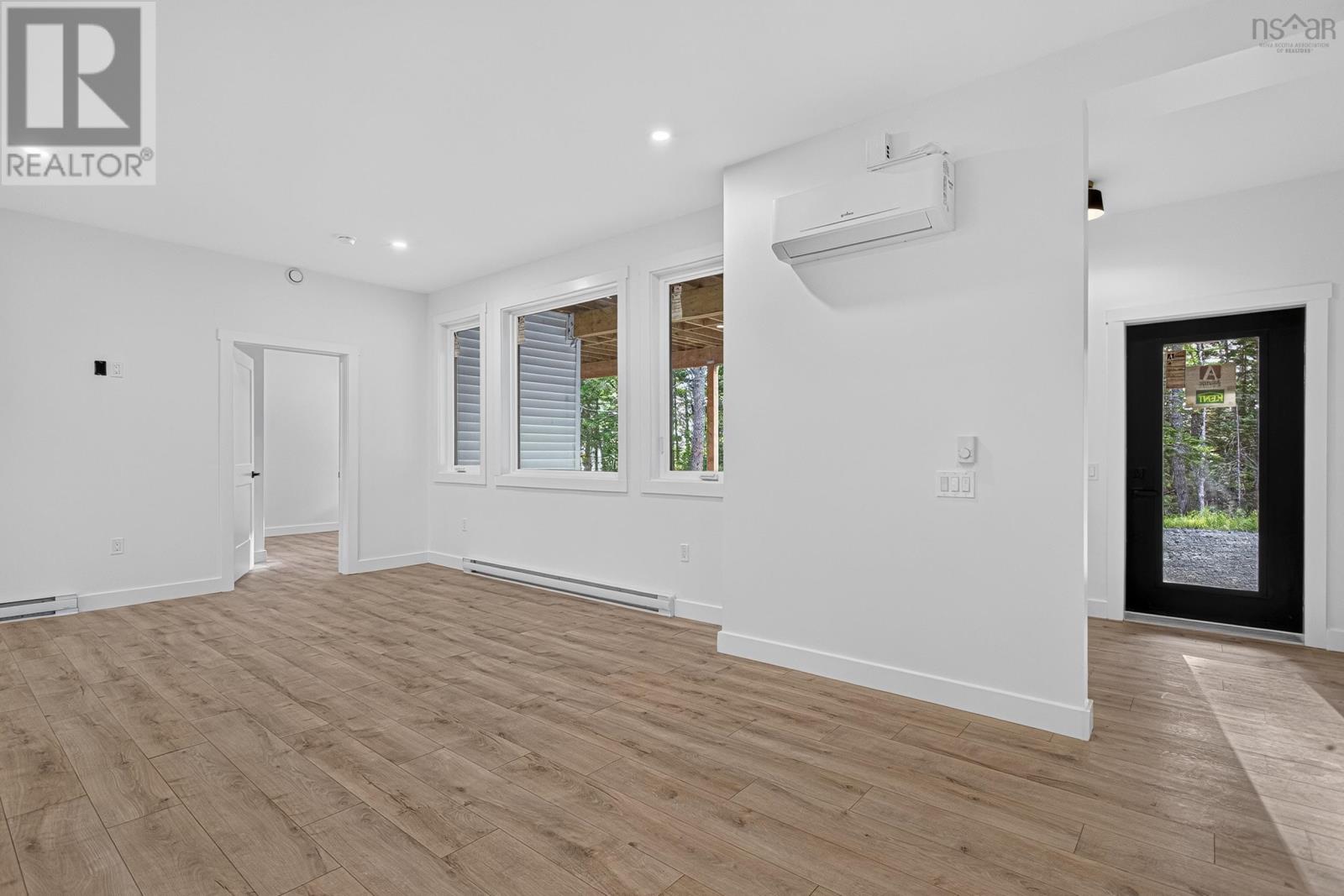 524/526 Perrin Drive Property Photo 35