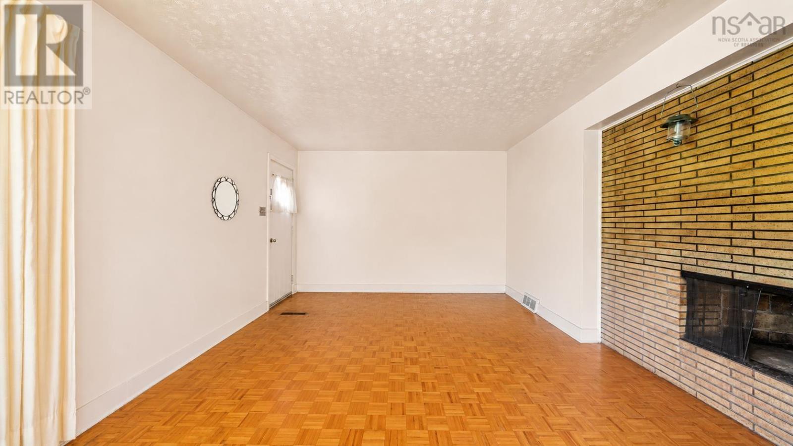 51 Pinehill Drive Property Photo 4
