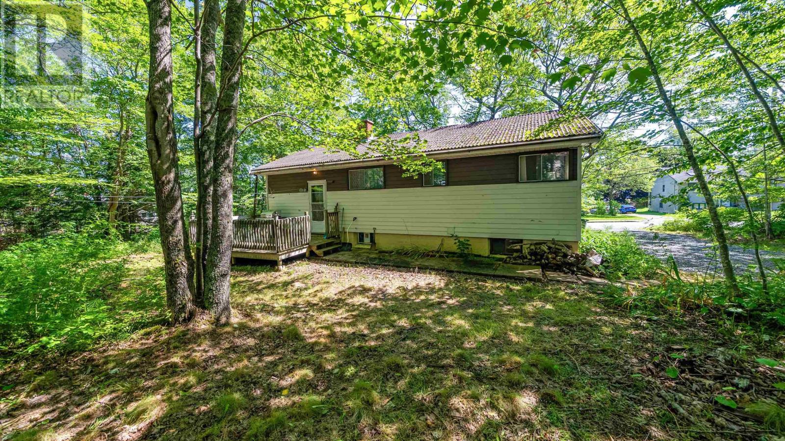 51 Pinehill Drive Property Photo 20