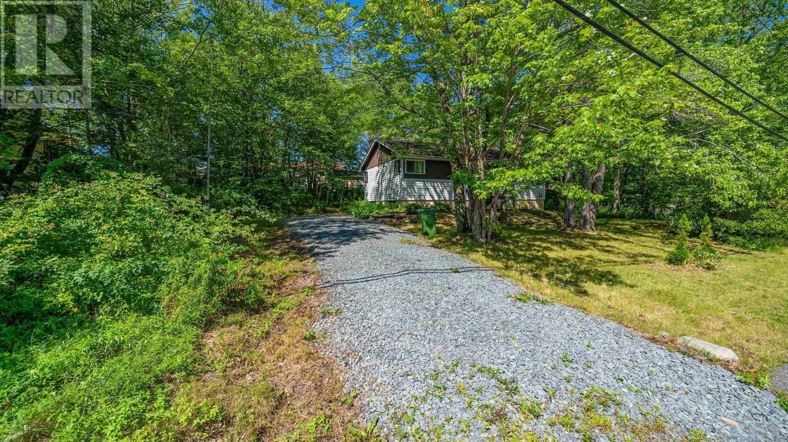 51 Pinehill Drive Property Photo 28