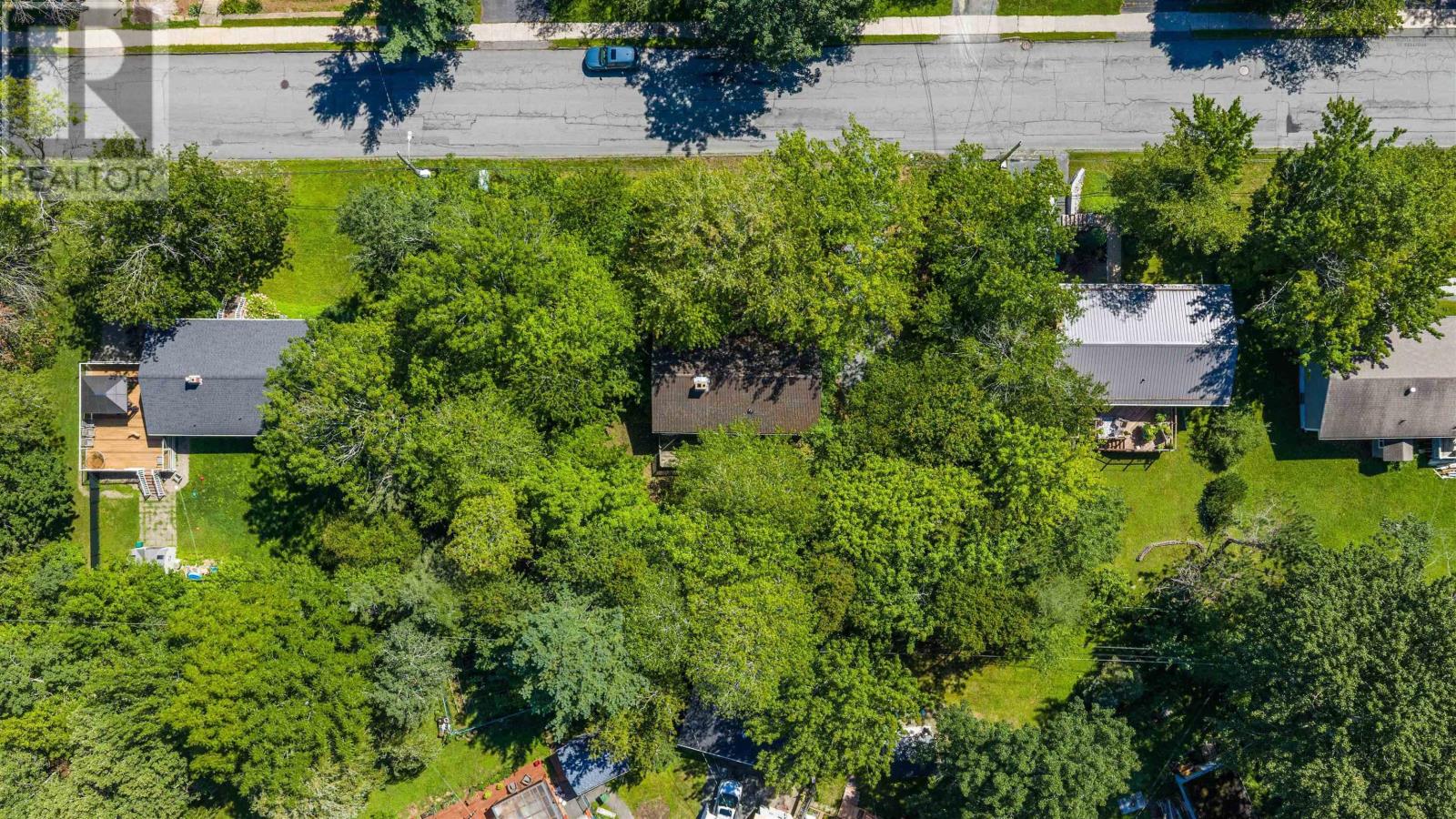 51 Pinehill Drive Property Photo 33