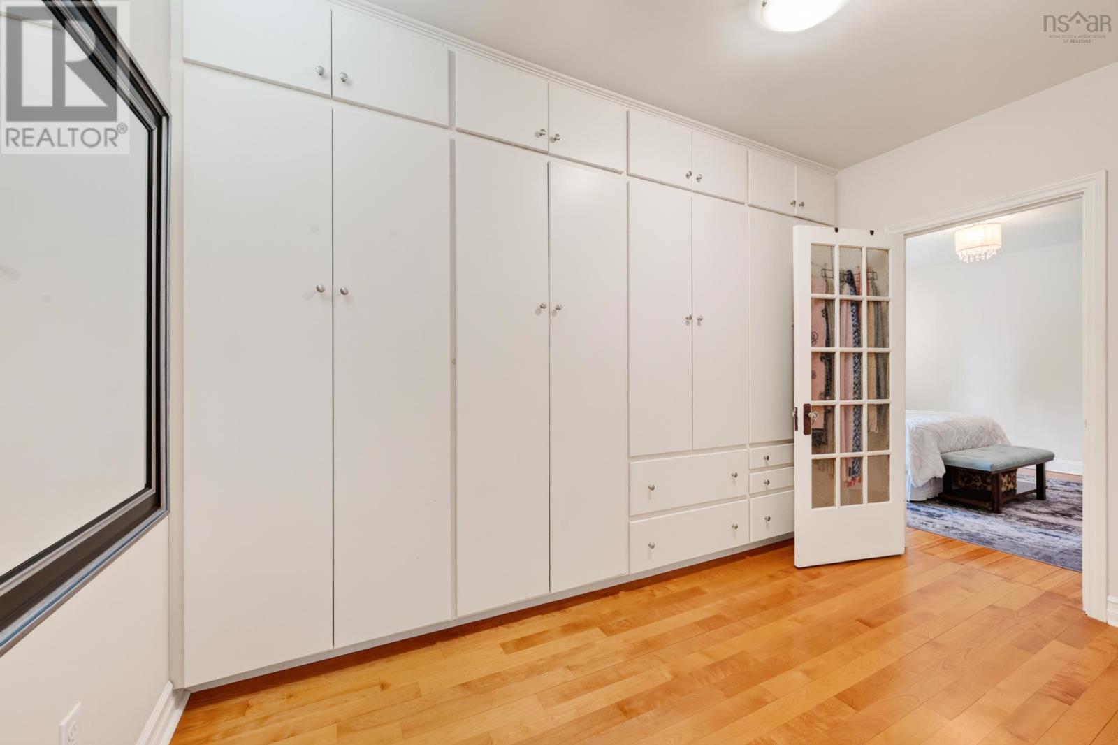 56 Whitney Avenue Property Photo 36