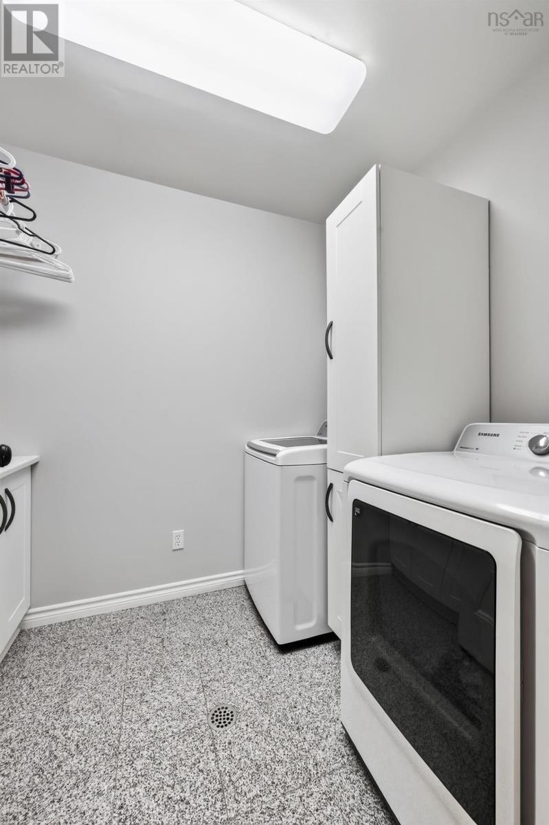 56 Whitney Avenue Property Photo 40