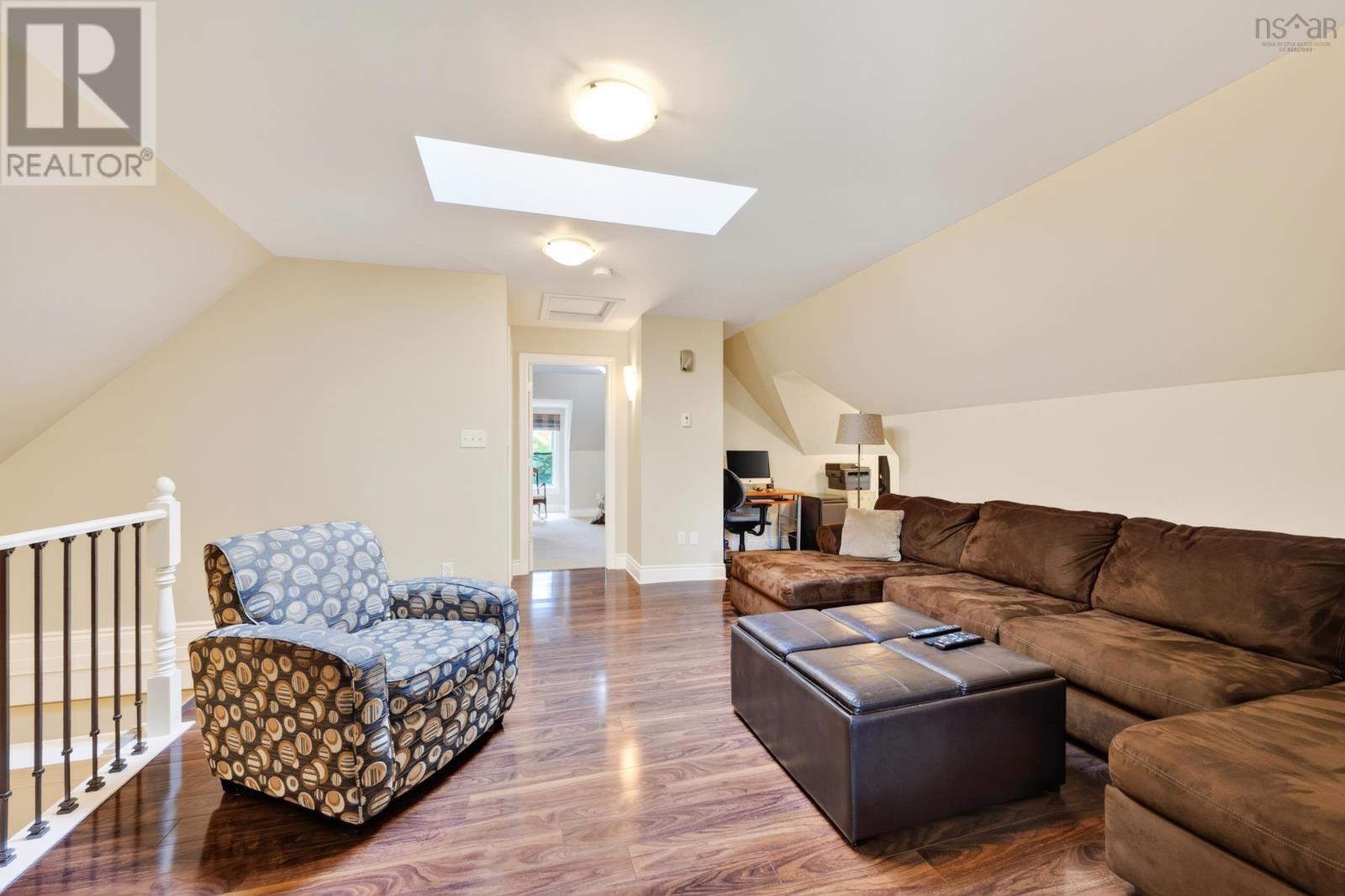 56 Whitney Avenue Property Photo 44