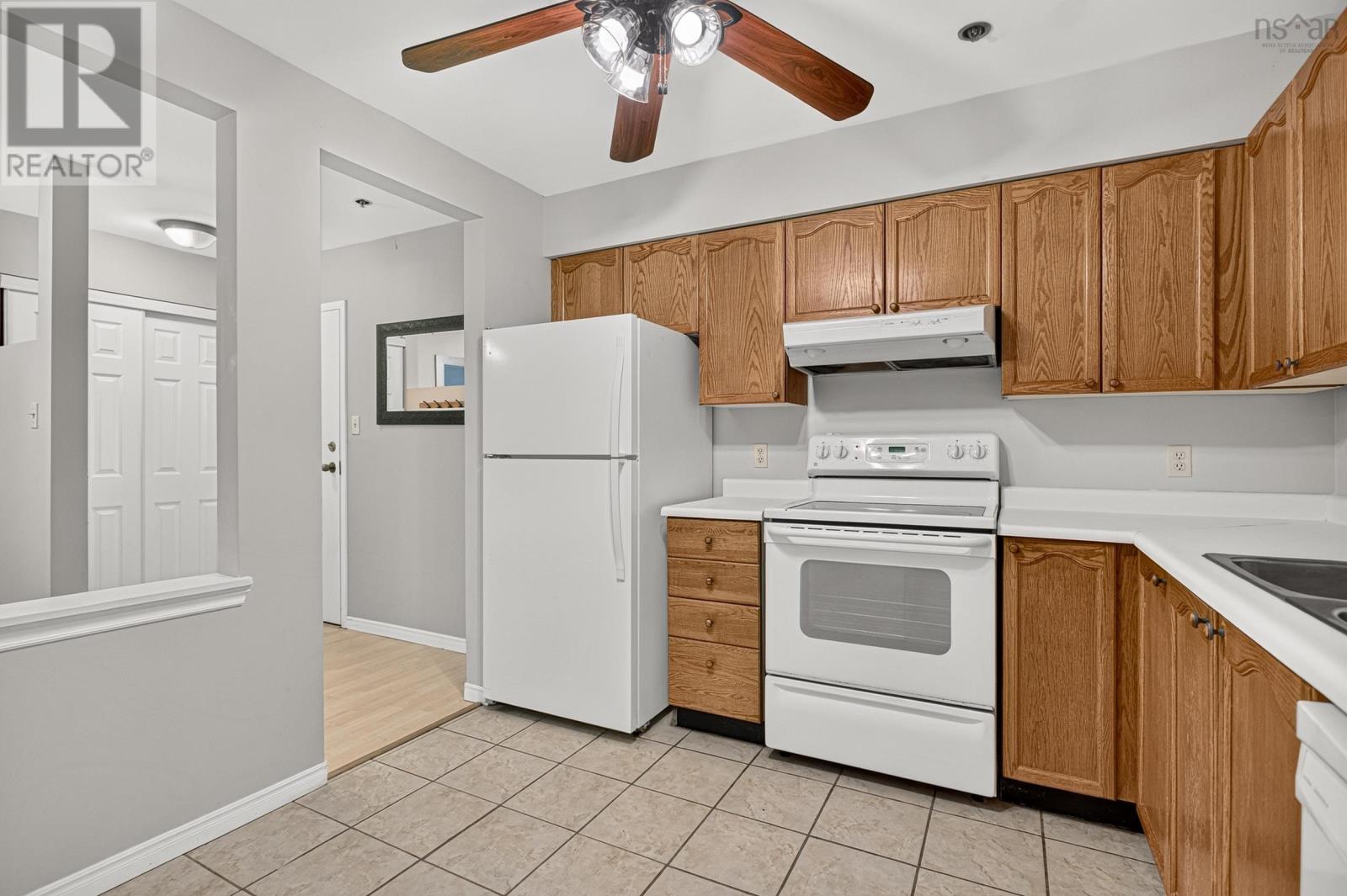 312 83 Kearney Lake Road Property Photo 6