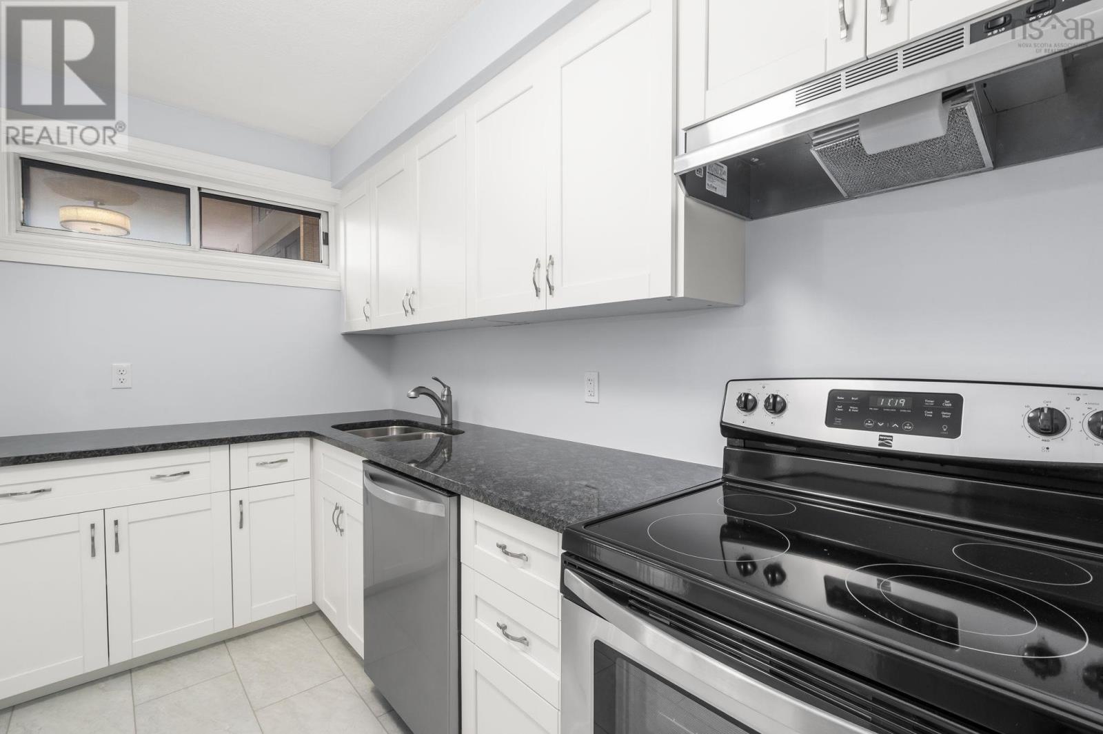 701 5959 Spring Garden Road Property Photo 8