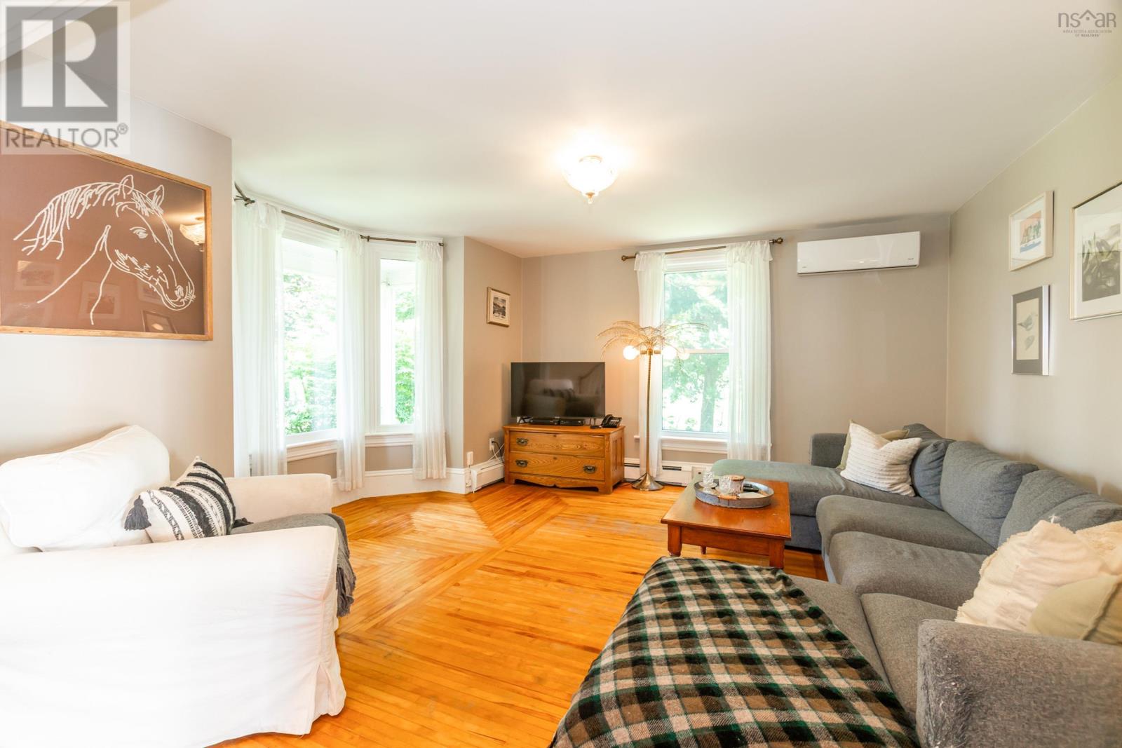 3692 Highway 201 Property Photo 16
