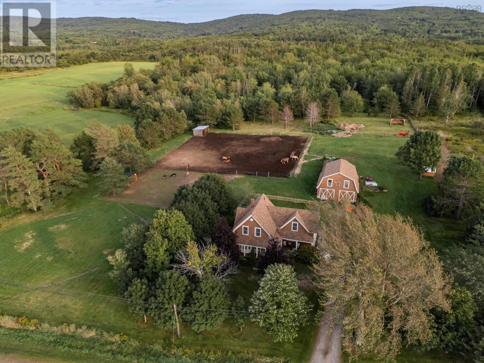 3692 Highway 201 Property Photo 47