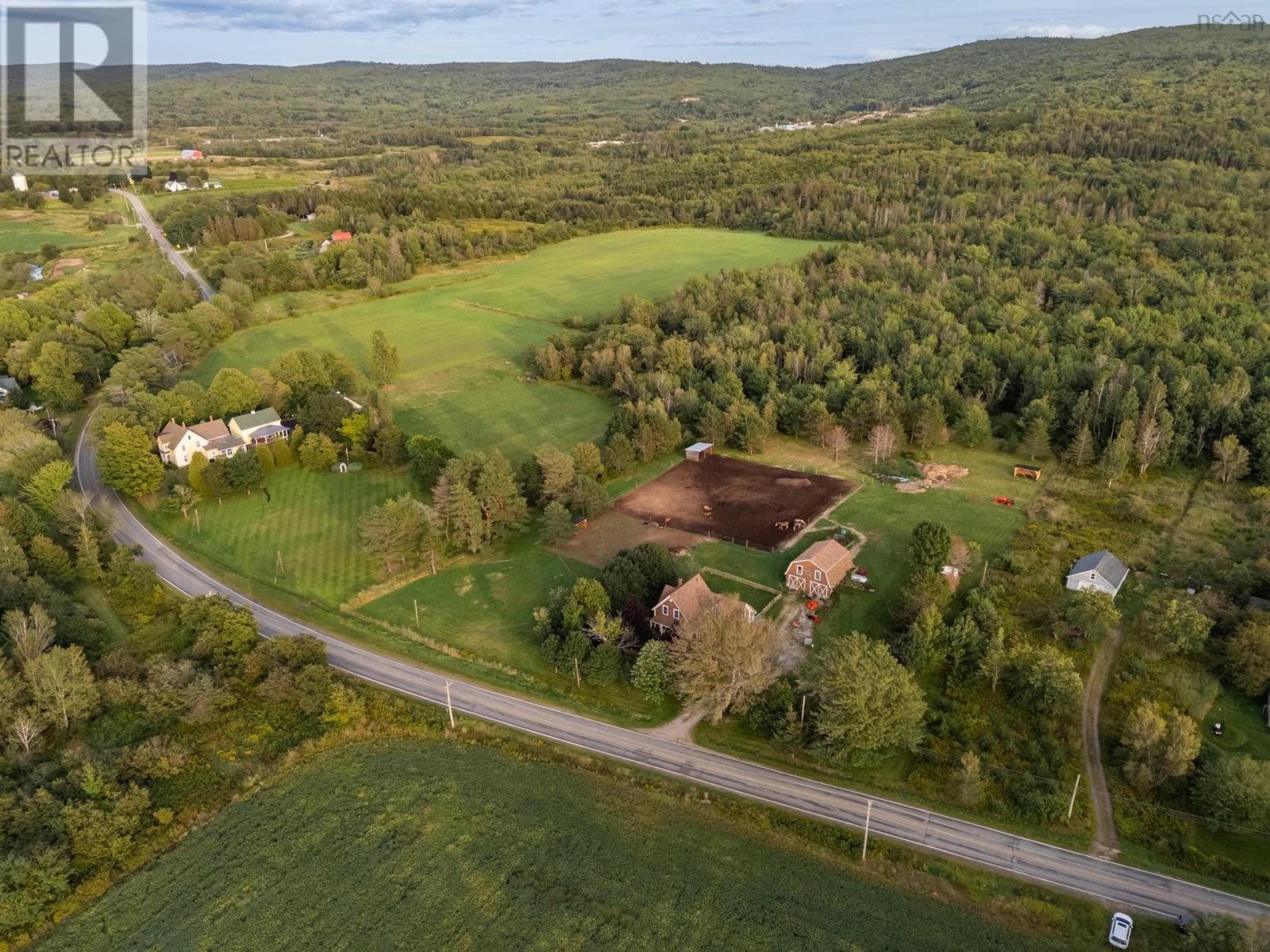 3692 Highway 201 Property Photo 48