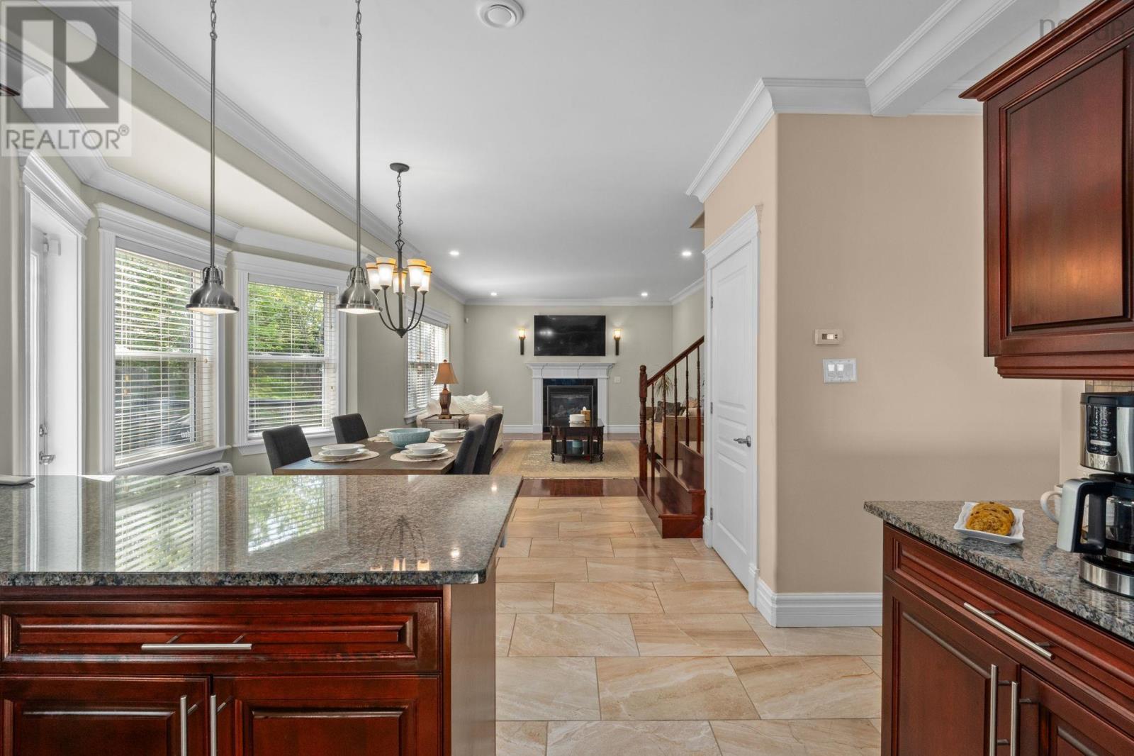 382 Southgate Drive Property Photo 12