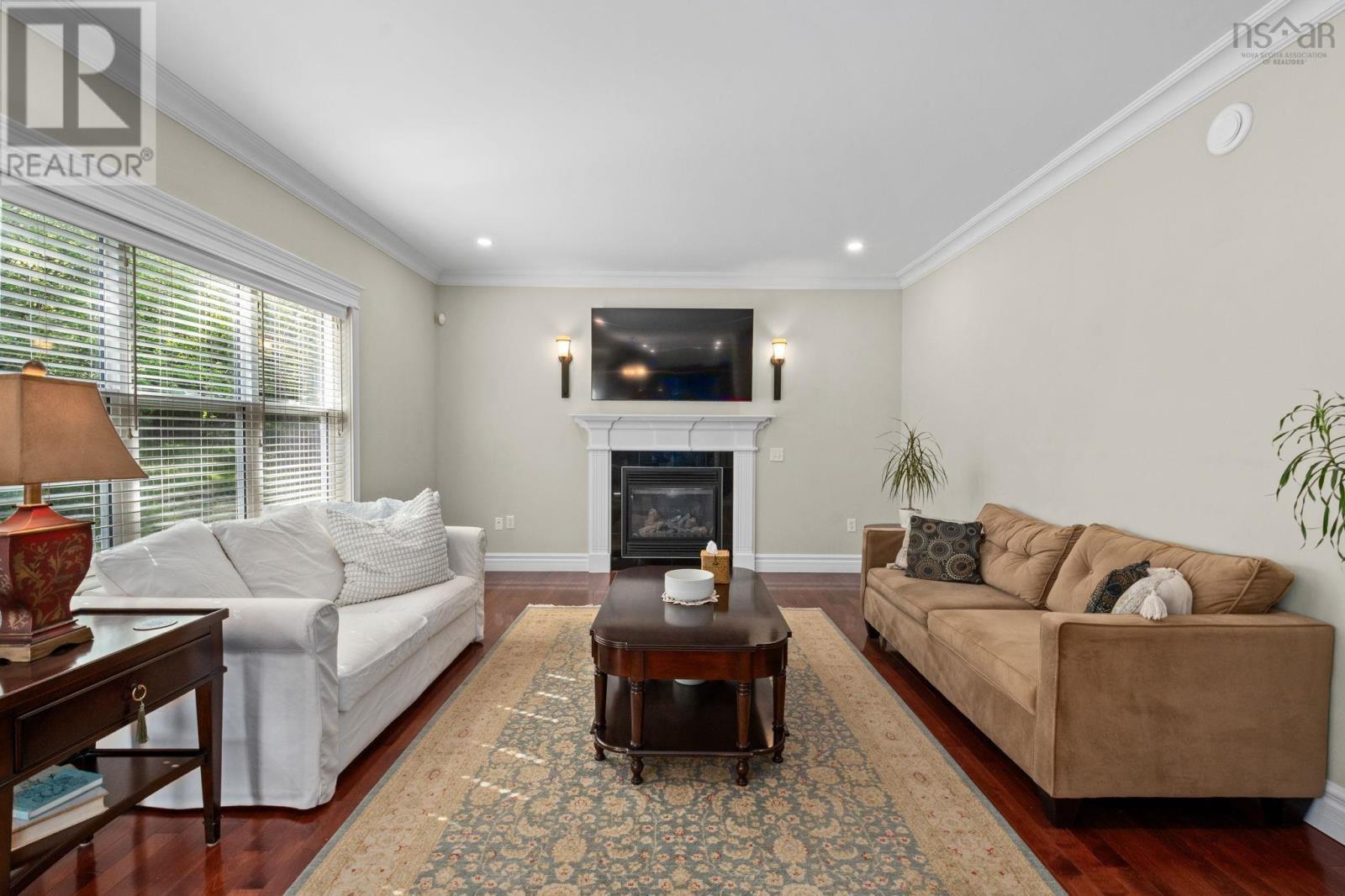 382 Southgate Drive Property Photo 15