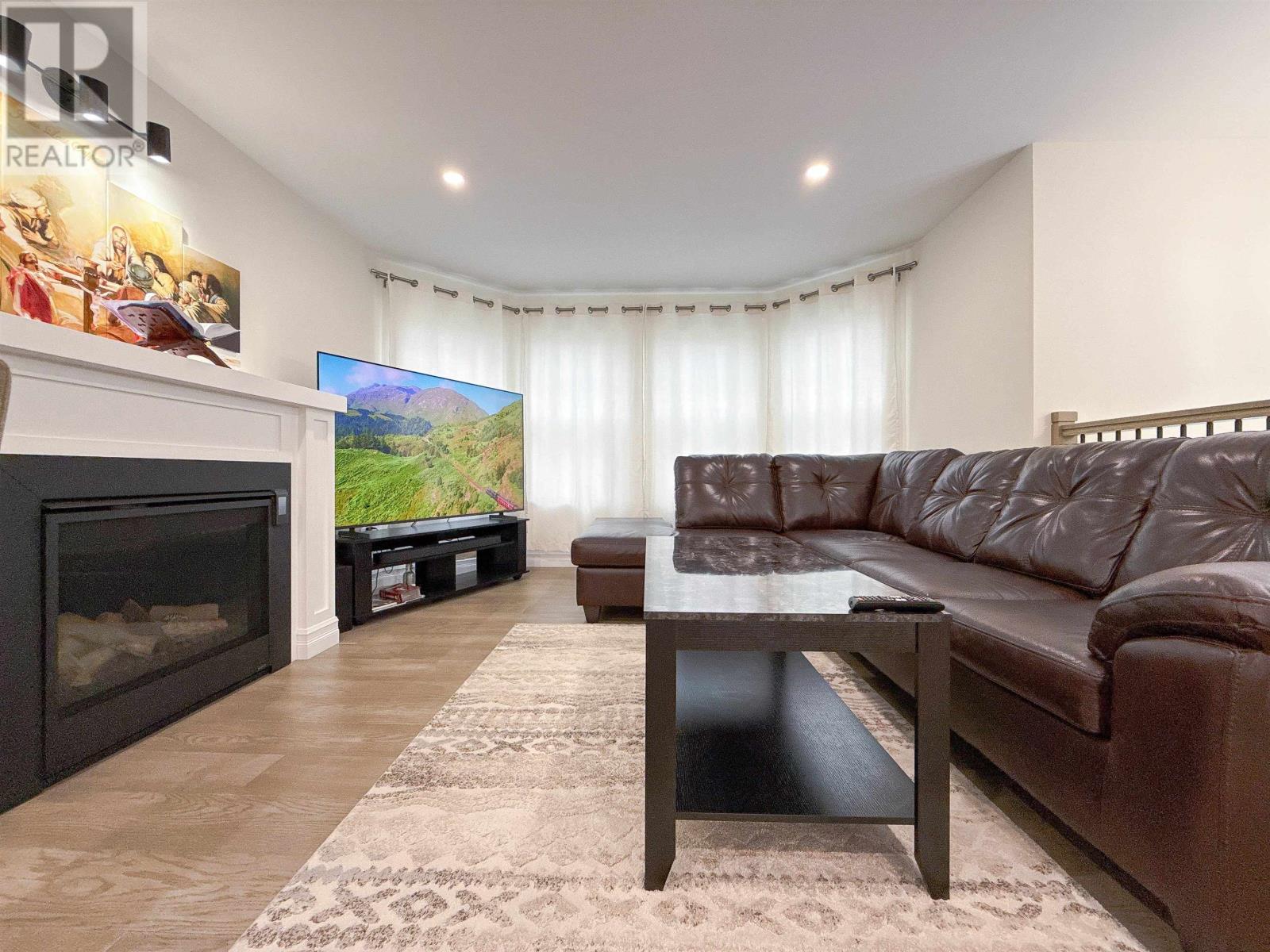 1 Raspberry Avenue Property Photo 7