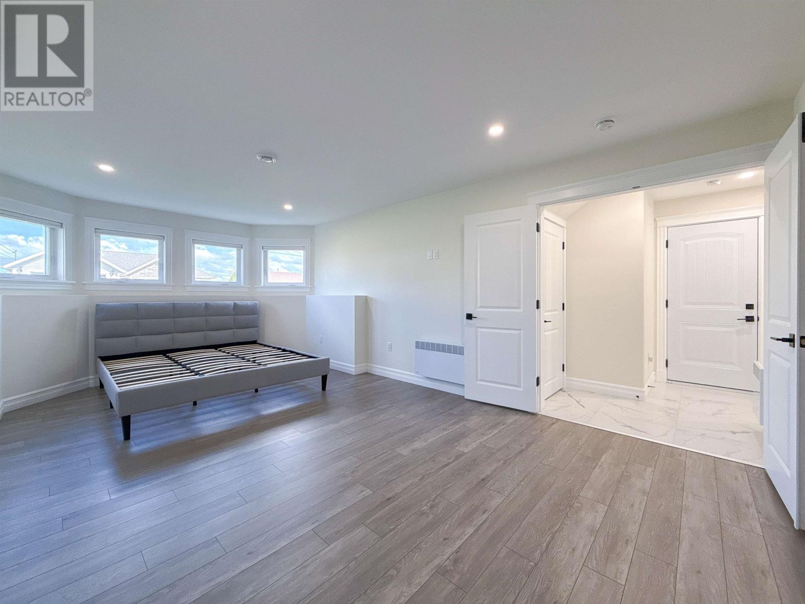 1 Raspberry Avenue Property Photo 28