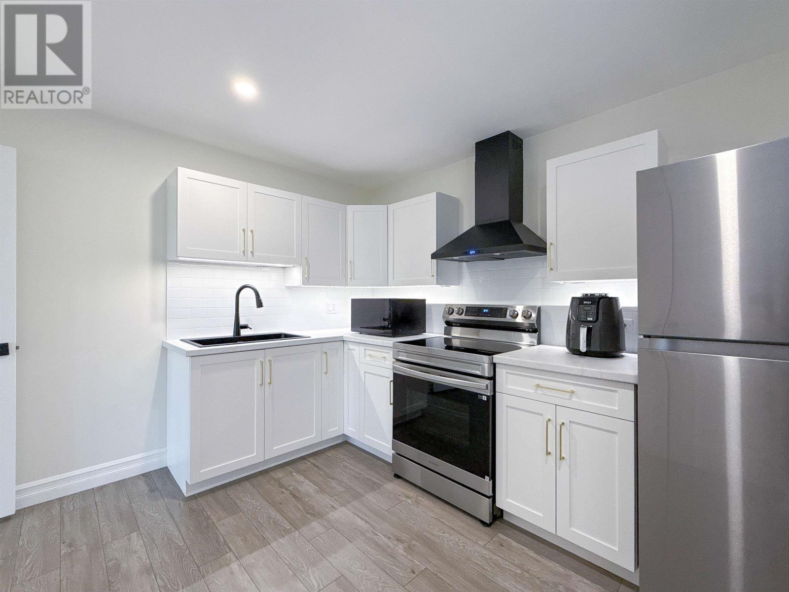 1 Raspberry Avenue Property Photo 30