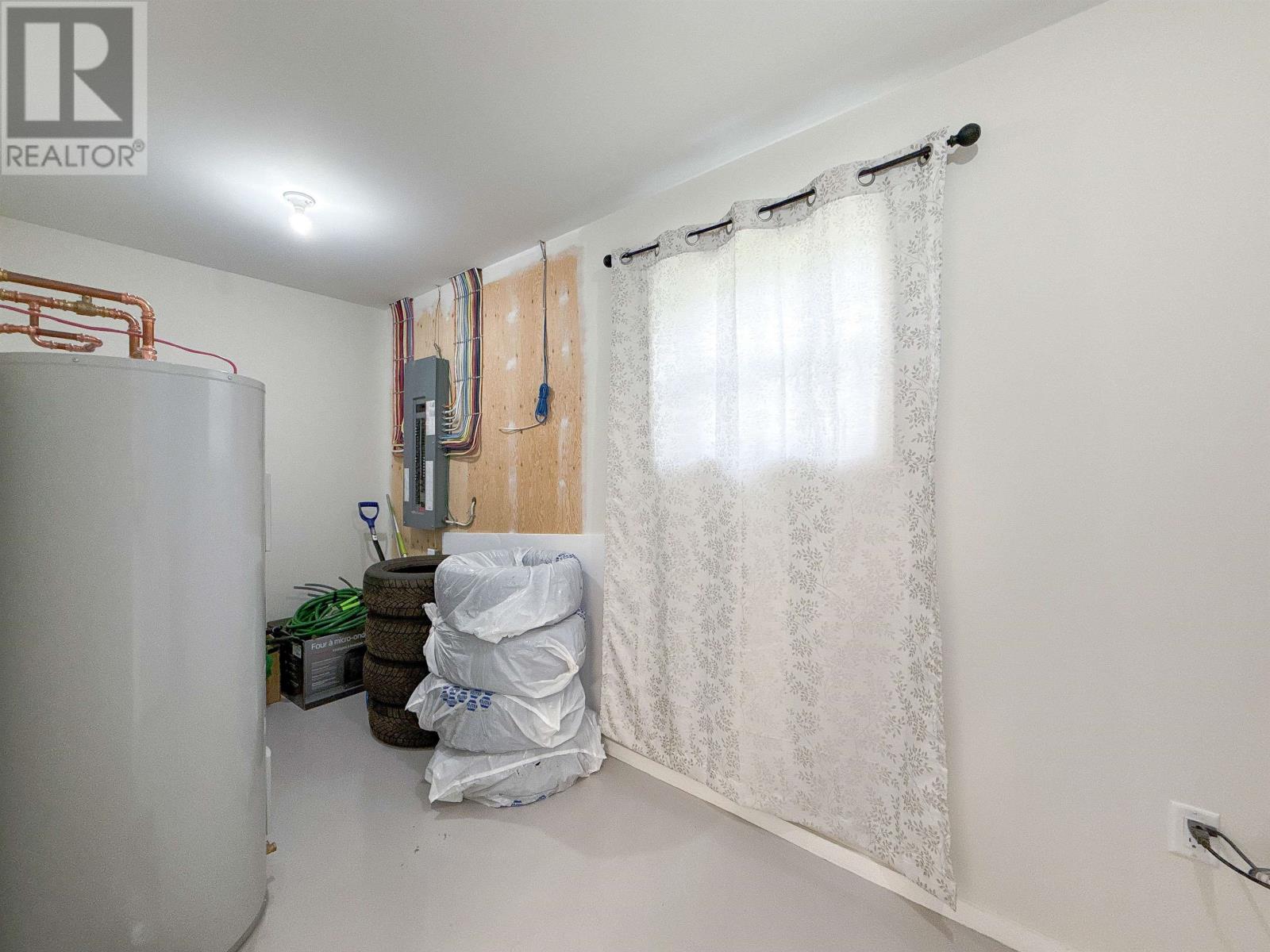 1 Raspberry Avenue Property Photo 36