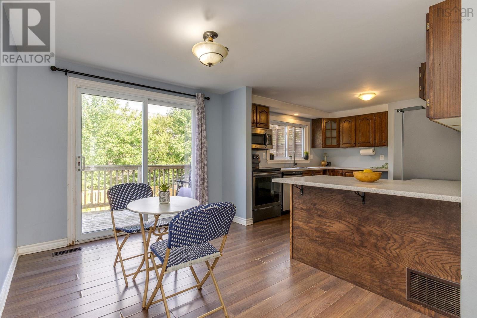 15 Dipper Crescent Property Photo 6