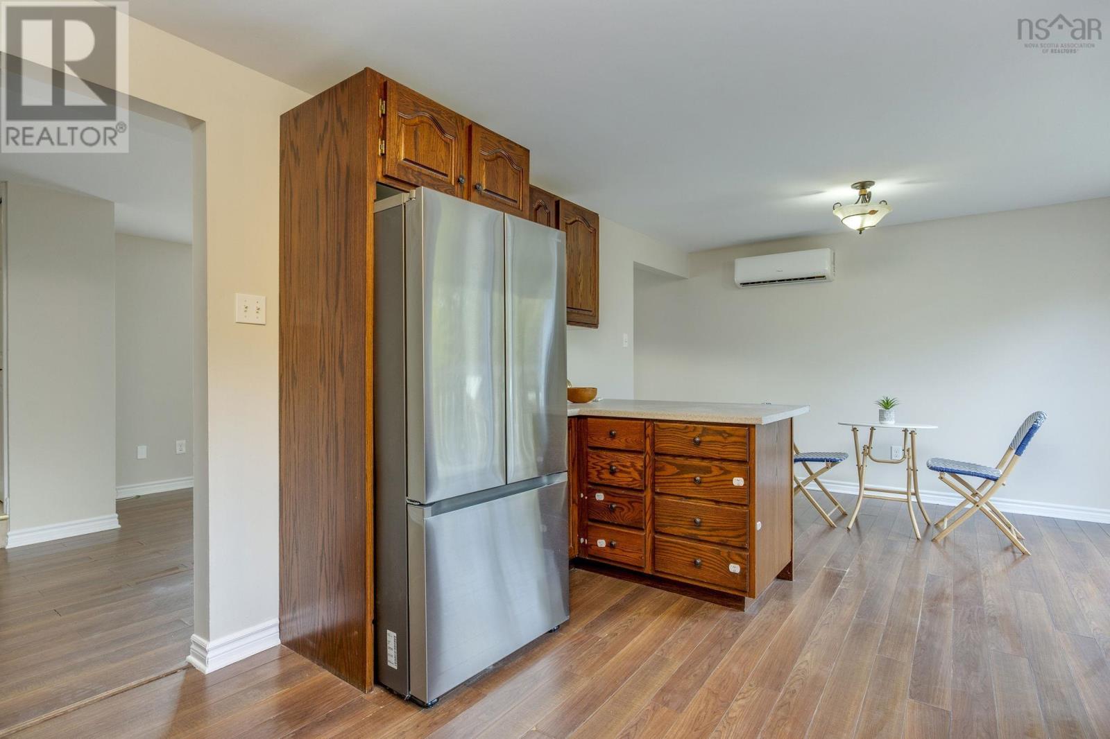 15 Dipper Crescent Property Photo 10